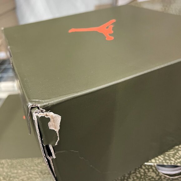 Nike Air Jordan 3 Retro Men's Family Affair Olive Green DN3707 202 - New - Picture 7 of 7